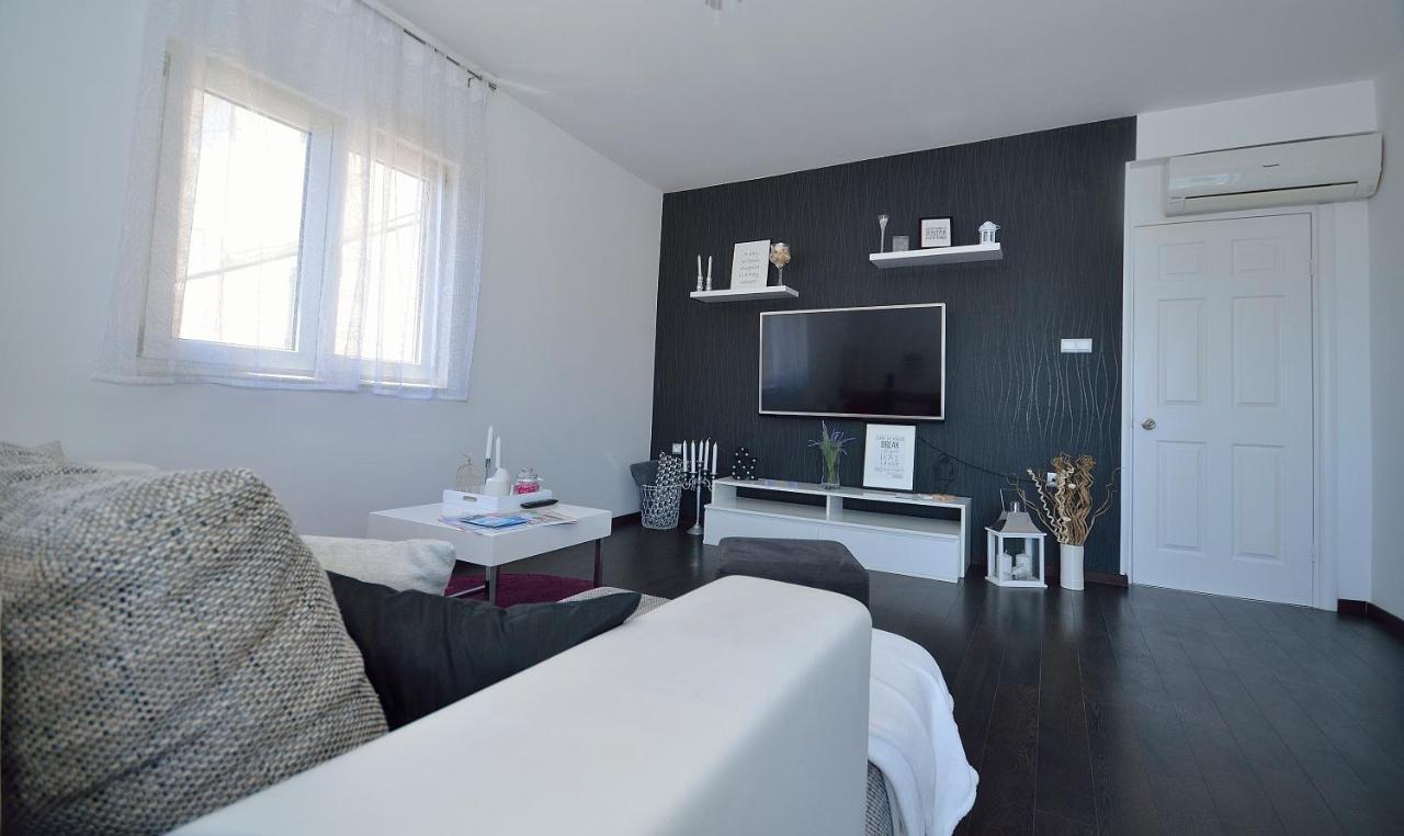 Apartman Staro Selo Primošten Exterior foto